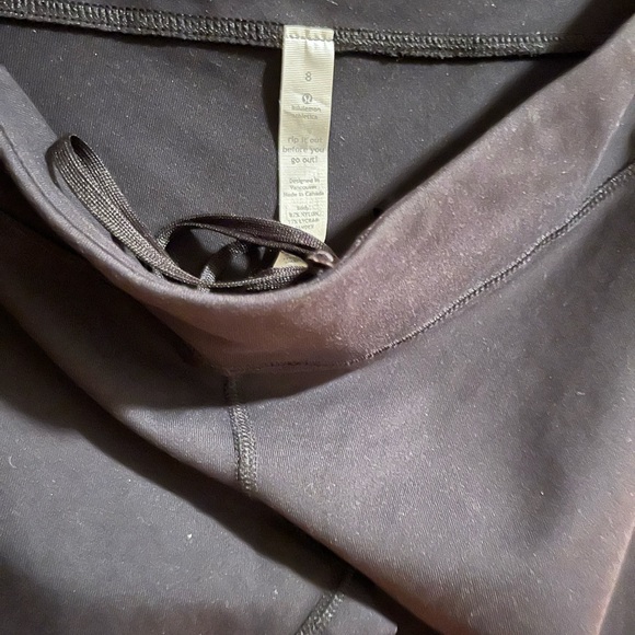 Lululemon black leggings, size 8 - Picture 3 of 5